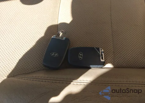 2012 Hyundai Sonata Hybrid from USA, damaged, VIN KMHEC4A40CA047013